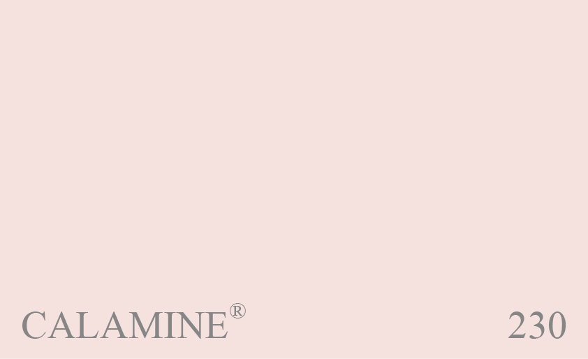 Couleur 230 Calamine : Les roses nont pas toujours leur place dans la palette de Farrow & Ball. Pourtant on a vu apparatre des couleurs comme celle-ci dans les antichambres et les boudoirs de maisons de campagnes,  partir de 1870 jusqu la Belle Epoque.