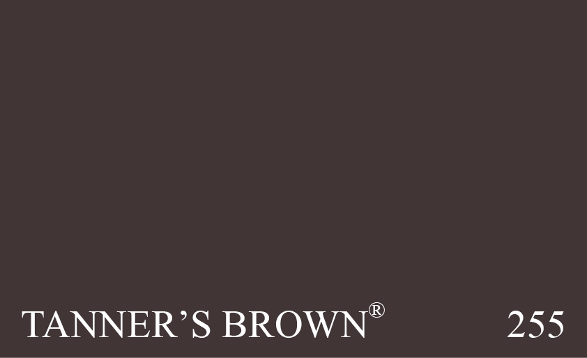Couleur 255 Tanners Brown : Les bruns de terre sont les tons utilisés en décoration les plus intemporels. Presque noir, ce ton convient autant à un loft qu’à une demeure historique.