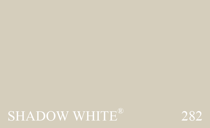 Couleur Peinture Farrow & Ball 282 Shadow White : Pour les adeptes des neutres plus légers sur les murs et les boiseries, cette couleur n'évoque pas le jaune comme Slipper Satin et incarne le contraste parfait du Shaded White, légèrement plus foncé.